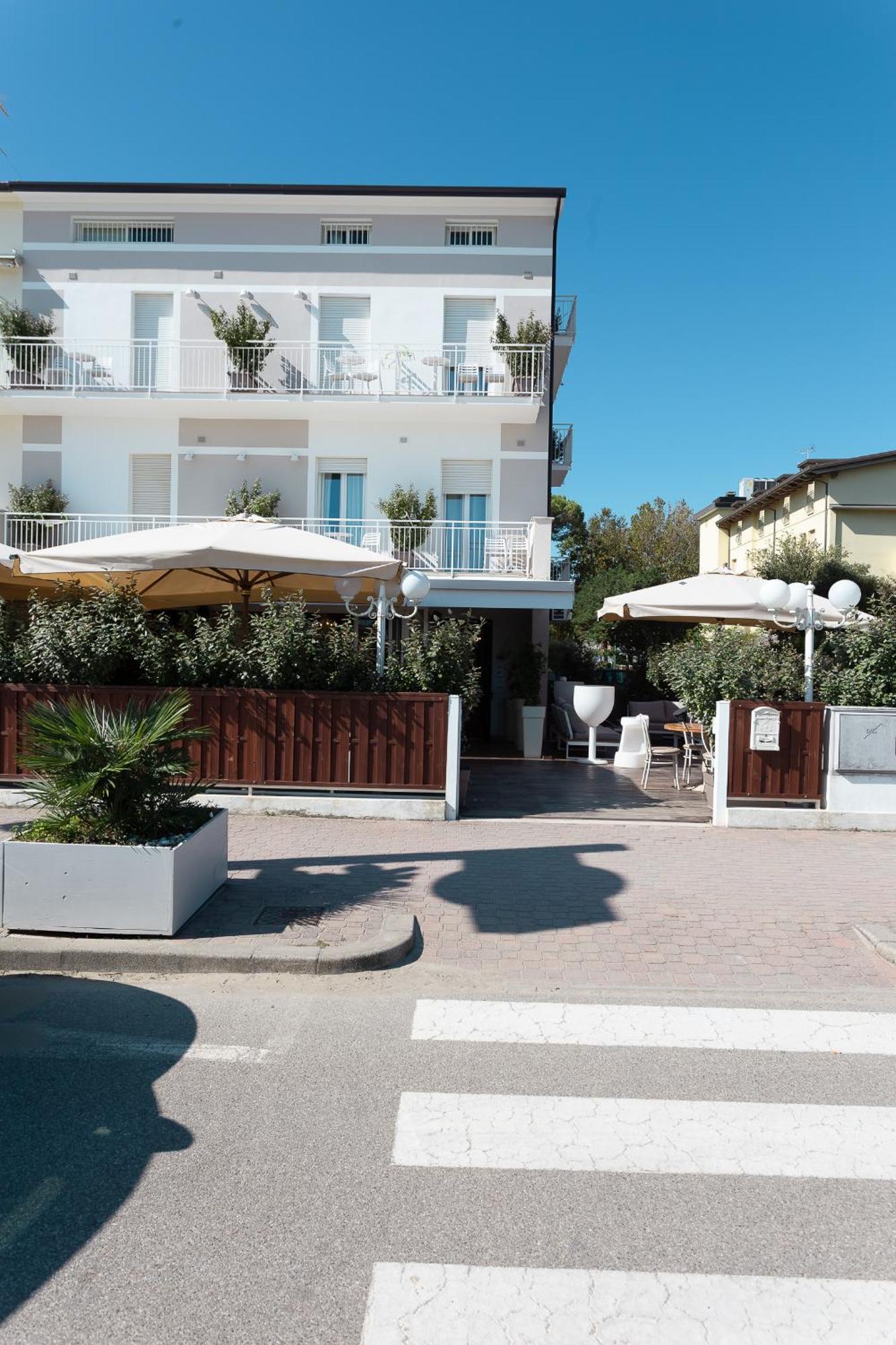 Hotel Ronchi Τσέρβια Εξωτερικό φωτογραφία